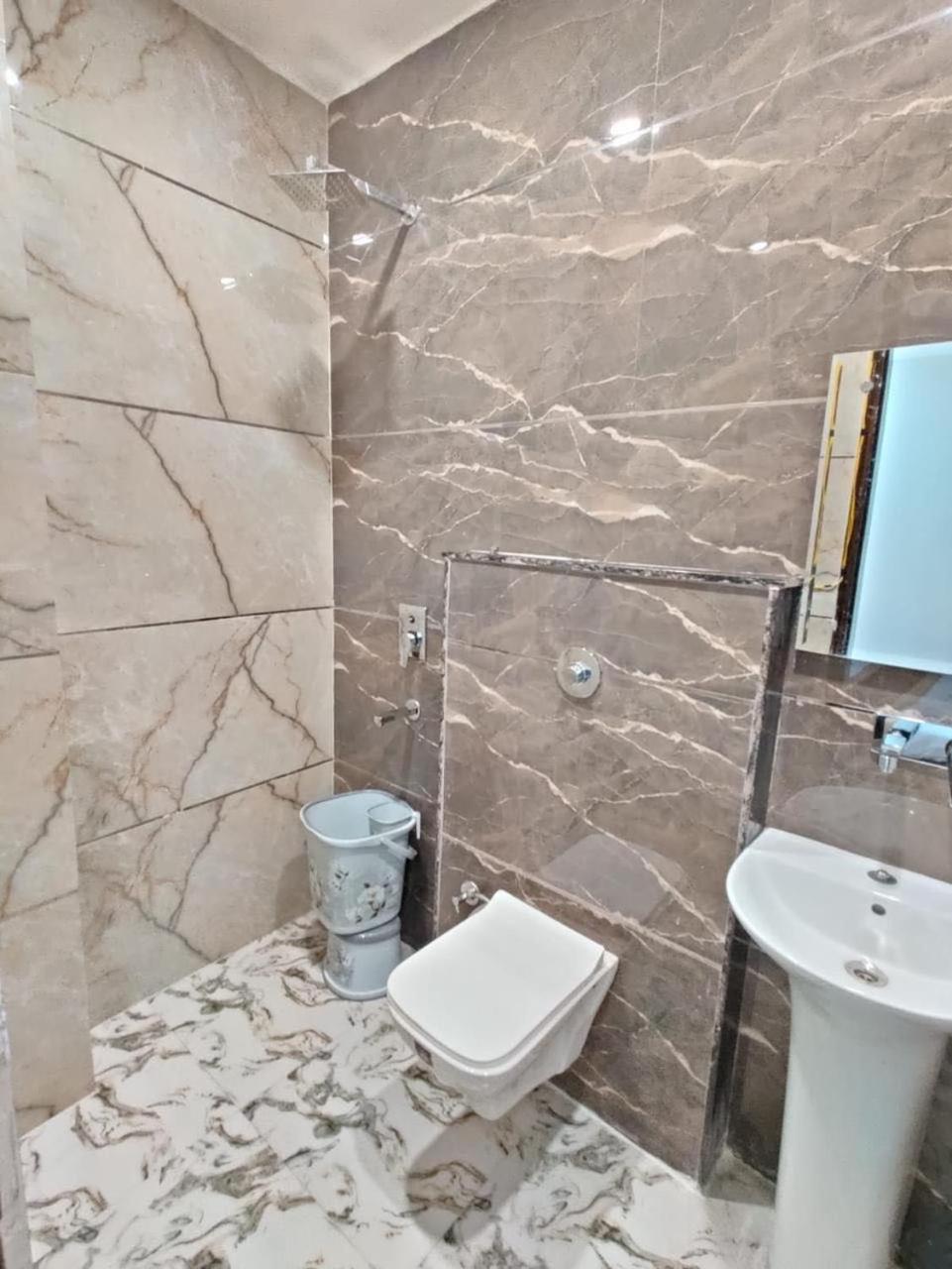 Hotel Gs Amritsar 200 Mtr From Golden Temple Zewnętrze zdjęcie