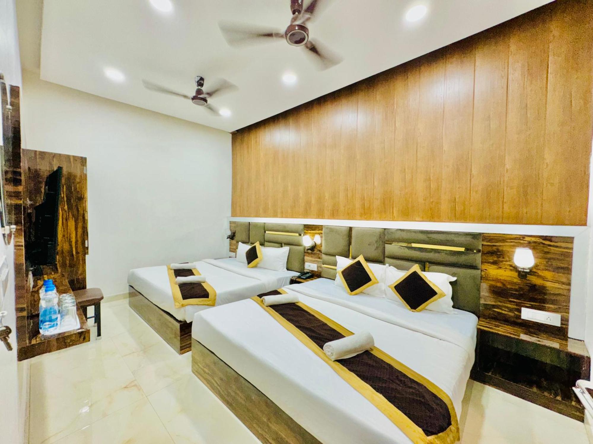 Hotel Gs Amritsar 200 Mtr From Golden Temple Zewnętrze zdjęcie