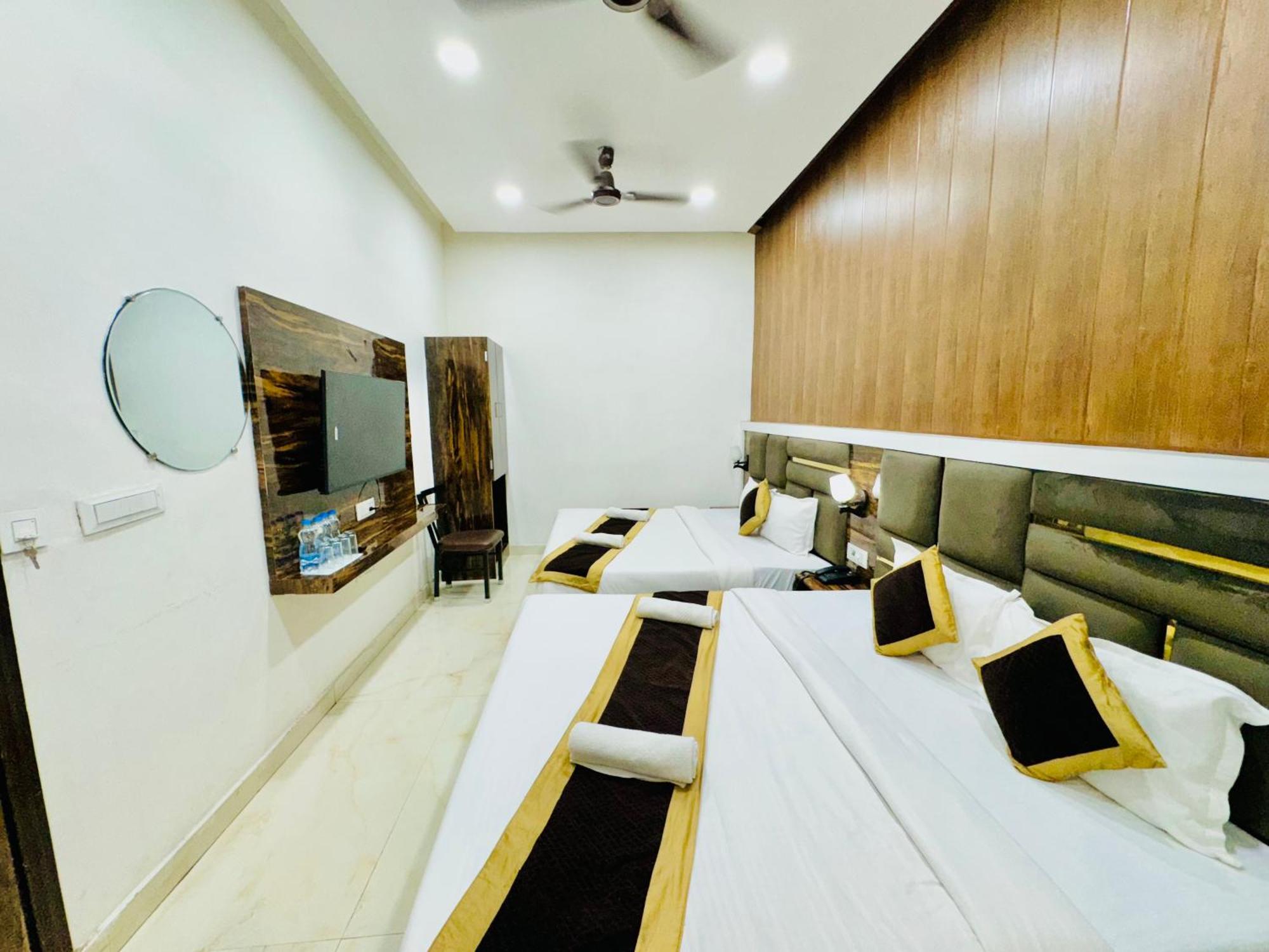 Hotel Gs Amritsar 200 Mtr From Golden Temple Zewnętrze zdjęcie